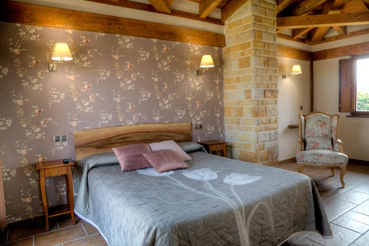 Hotel Cilda Olleros de Pisuerga Bilik gambar